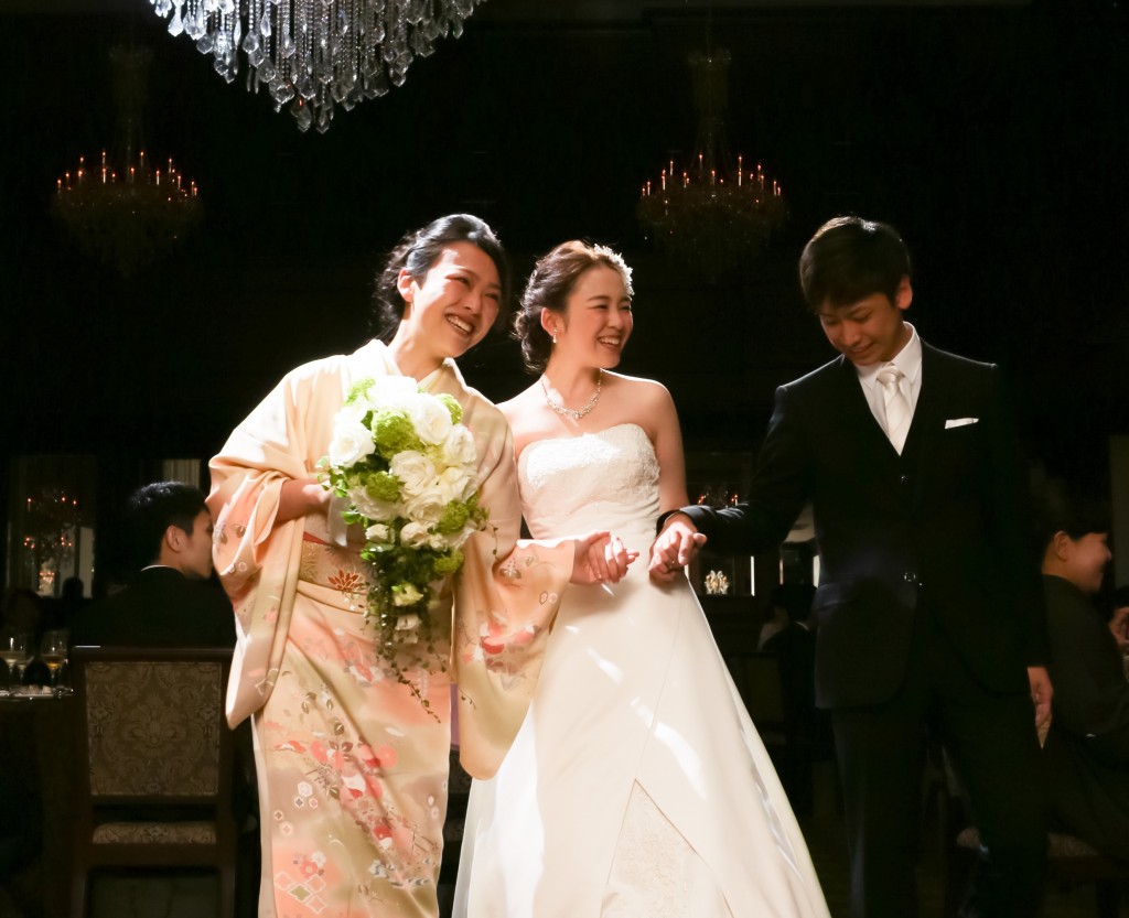 【感謝を伝える結婚式の中座シーン】 神戸旧居留地の結婚式場 神戸セントモルガン教会