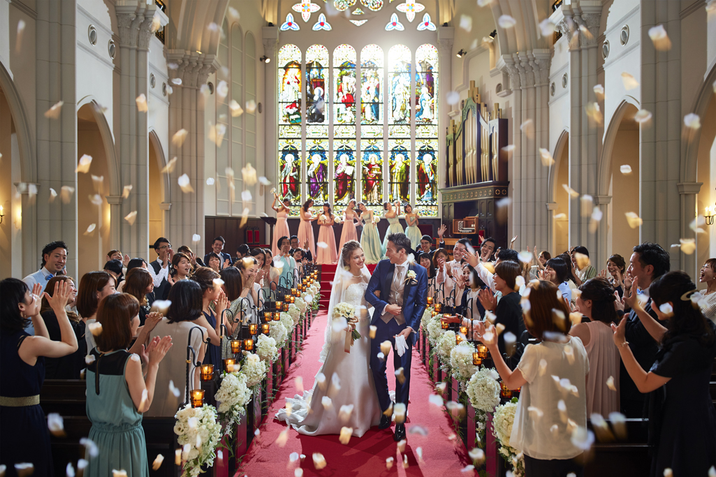 【結婚式】牧師からの誓いの言葉は神様との約束♪ 神戸旧居留地の結婚式場 神戸セントモルガン教会