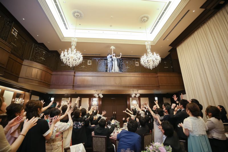 結婚式には何人呼ぶ 人数合わせのやりくりについてもご紹介 神戸旧居留地の結婚式場 神戸セントモルガン教会